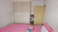 Bed Room 2 of property in Summerset
