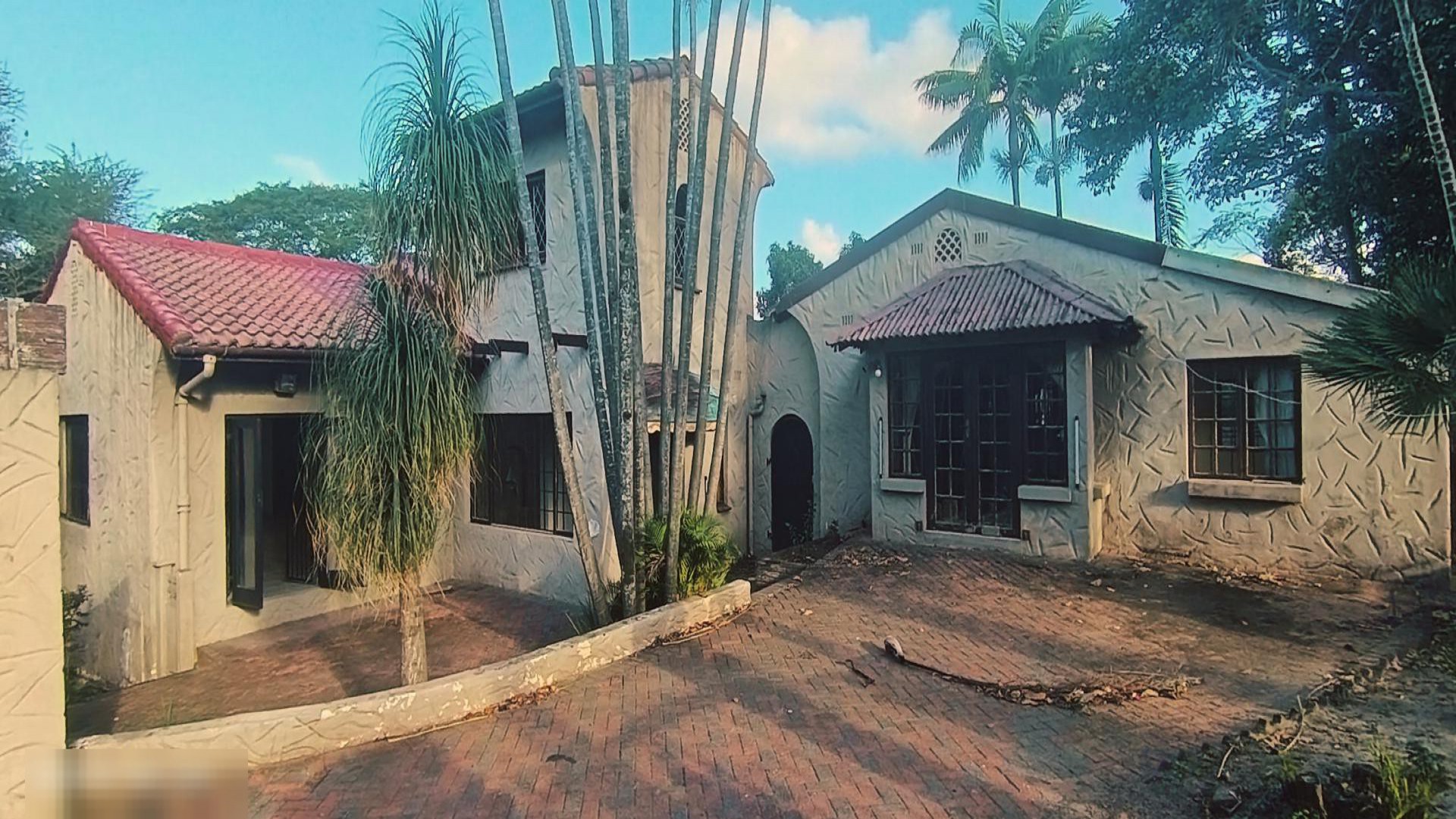 Front View of property in Uvongo