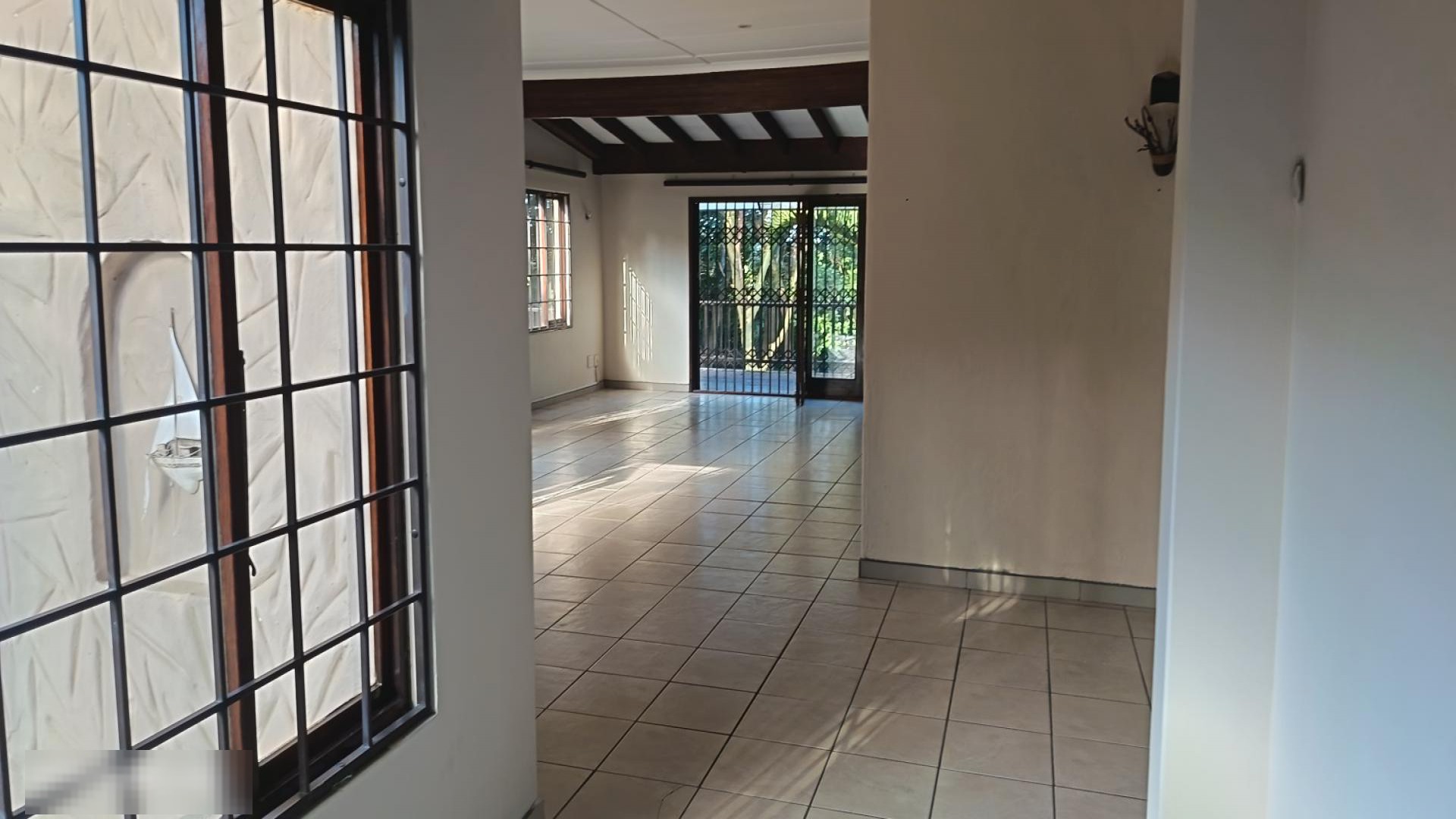Lounges of property in Uvongo