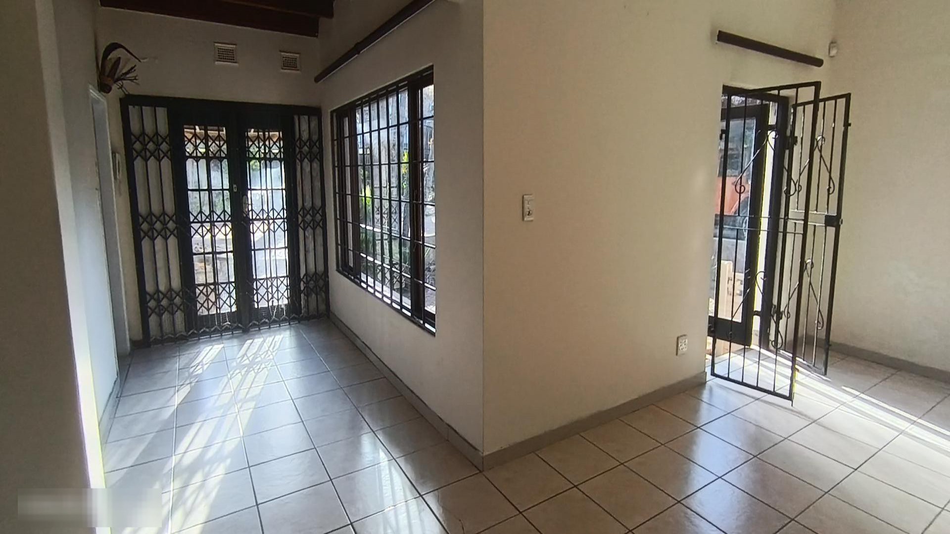 Lounges of property in Uvongo