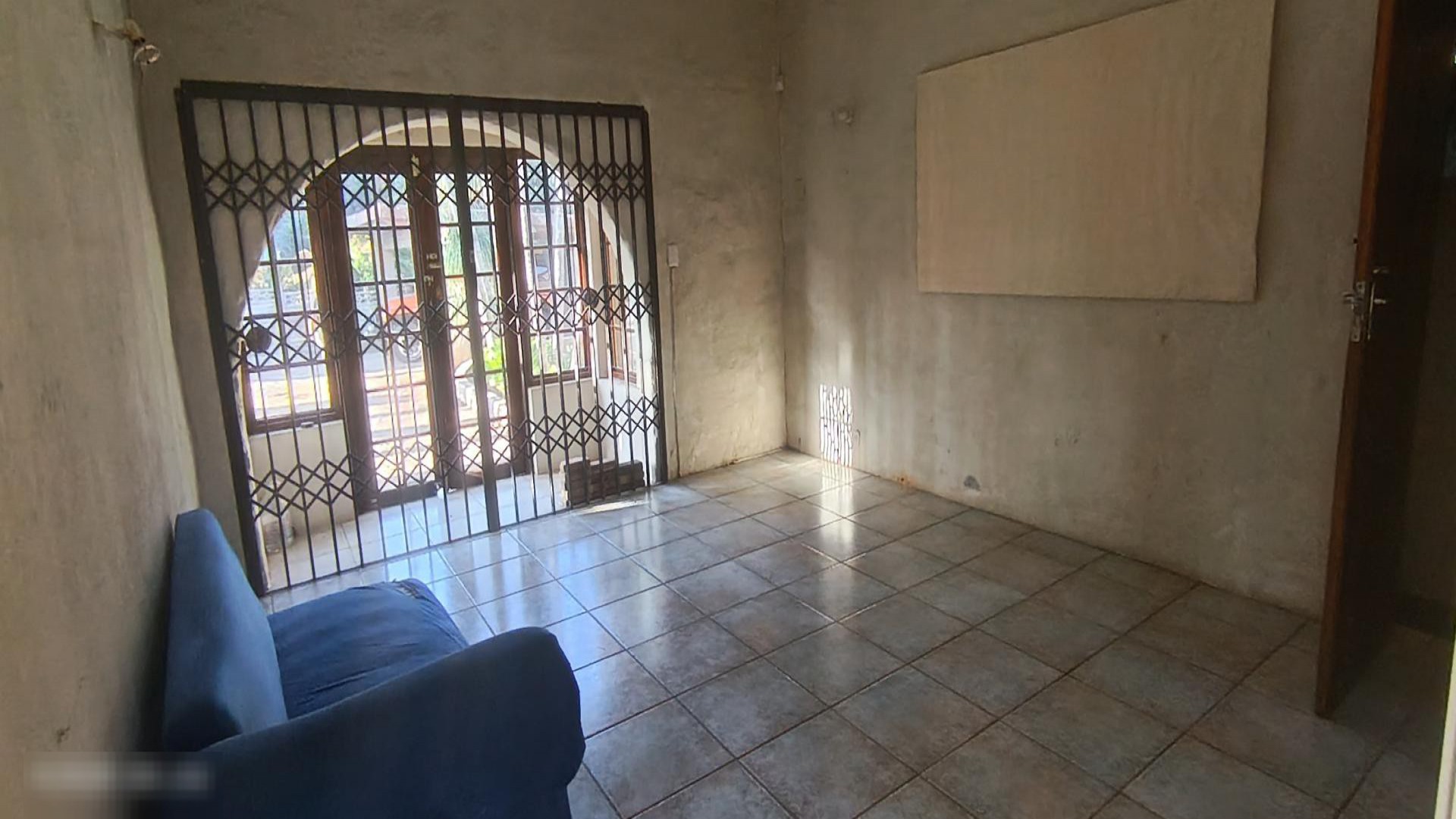 Lounges of property in Uvongo