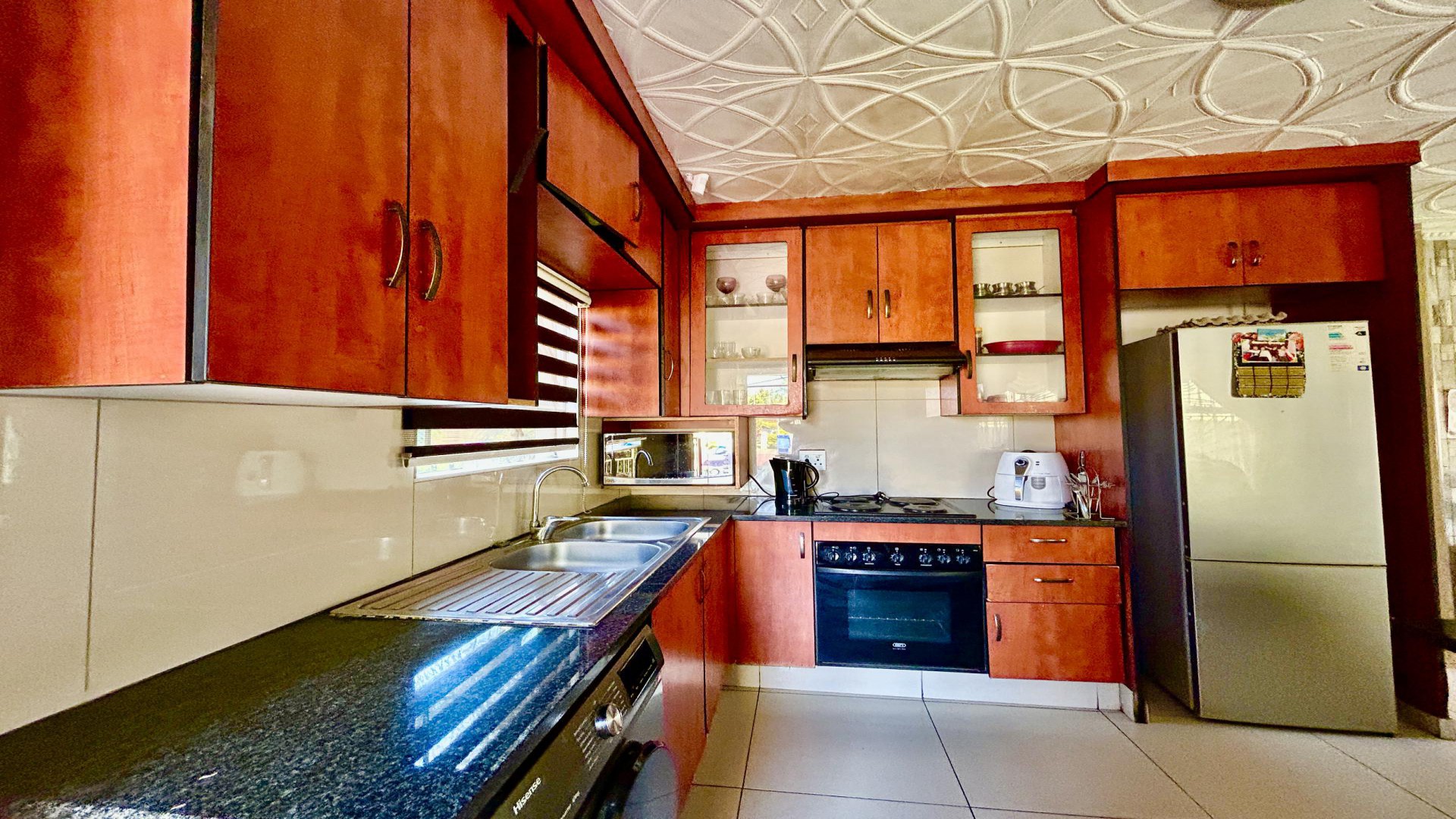Kitchen of property in Heatherview