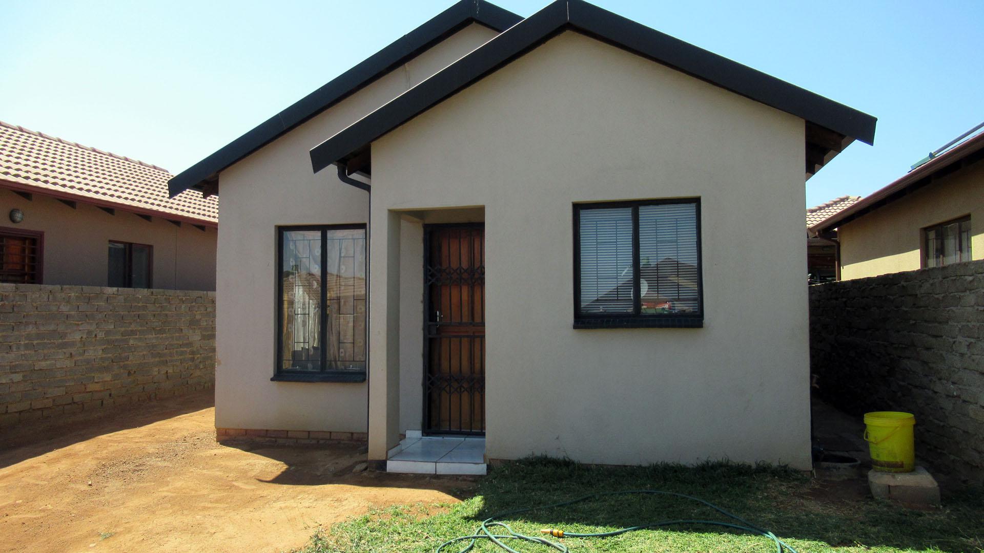 Front View of property in Soshanguve East