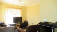 Lounges - 12 square meters of property in Soshanguve East