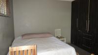 Bed Room 1 - 21 square meters of property in Henley-on-Klip
