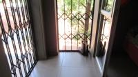 Balcony - 32 square meters of property in Henley-on-Klip