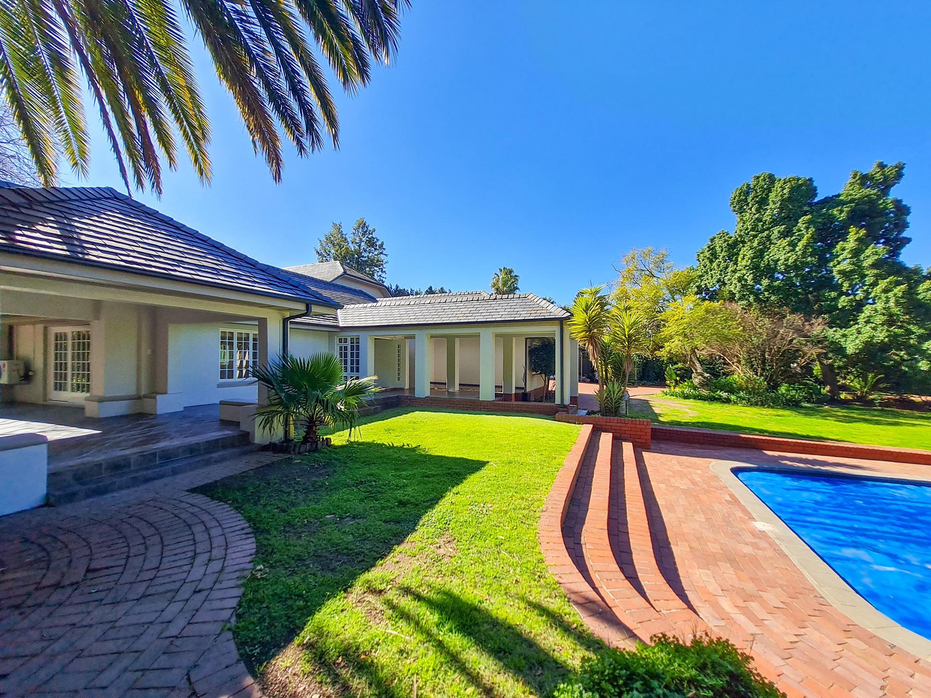 14 Bedroom House for Sale For Sale in Durbanville MR4669