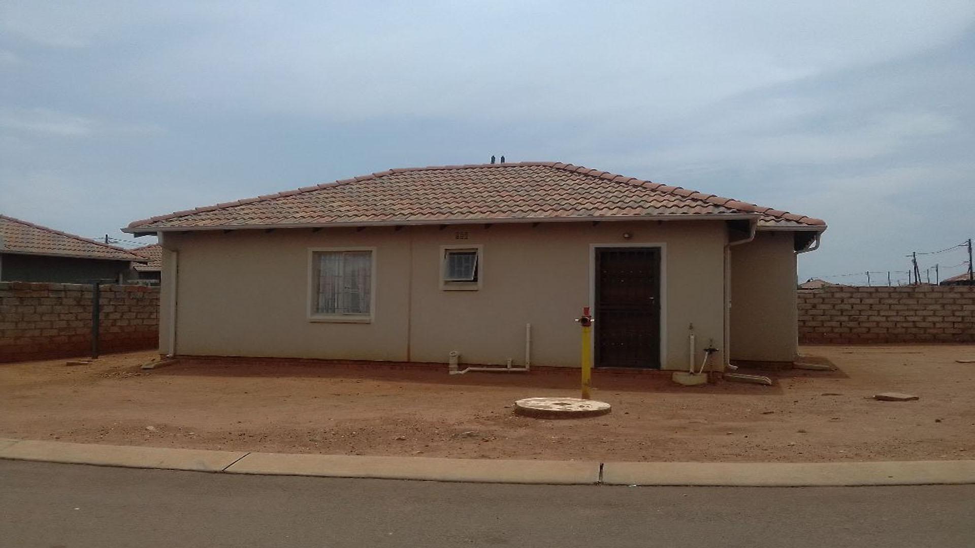 Front View of property in Pretoria Central