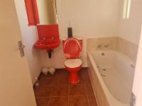 Bathroom 1 - 5 square meters of property in Randfontein