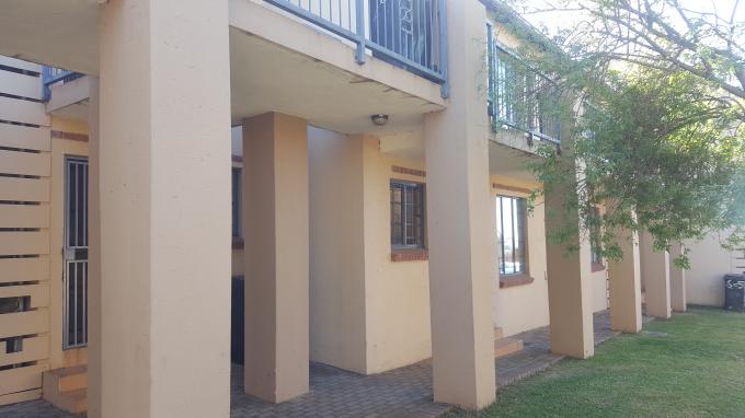 2 Bedroom Apartment to Rent in Mooikloof Ridge - Property to rent - MR467611