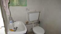 Guest Toilet - 3 square meters of property in Bolton Wold