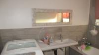 Bathroom 2 - 6 square meters of property in Bolton Wold