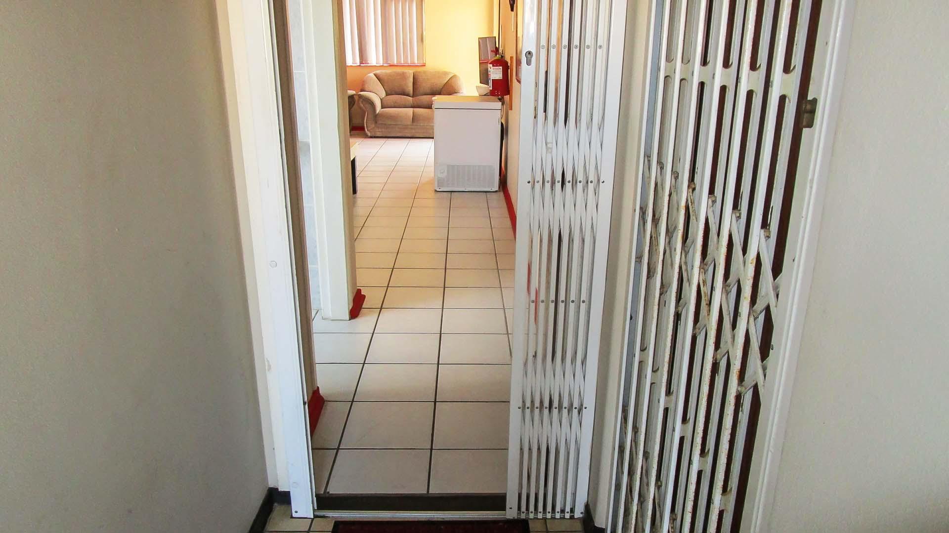 Spaces - 5 square meters of property in St Micheals on Sea