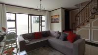 Lounges - 21 square meters of property in Maroeladal