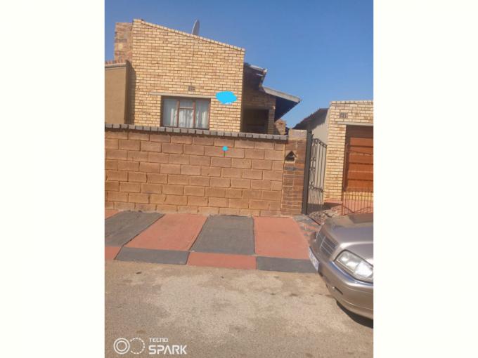3 Bedroom House for Sale For Sale in Diepkloof - MR468786