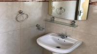 Main Bathroom - 5 square meters of property in La Lucia