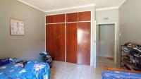 Bed Room 2 - 20 square meters of property in Pretoria North