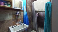 Bathroom 2 - 12 square meters of property in Pretoria North