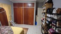 Bed Room 5+ - 29 square meters of property in Pretoria North