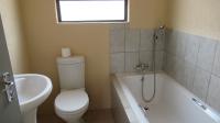 Bathroom 1 - 5 square meters of property in Strubenvale