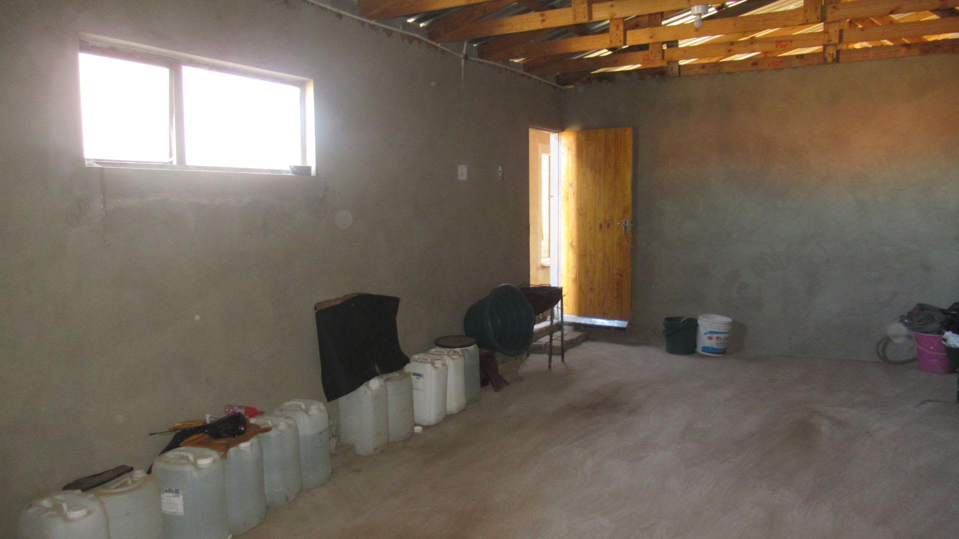 Spaces - 1 square meters of property in Stretford