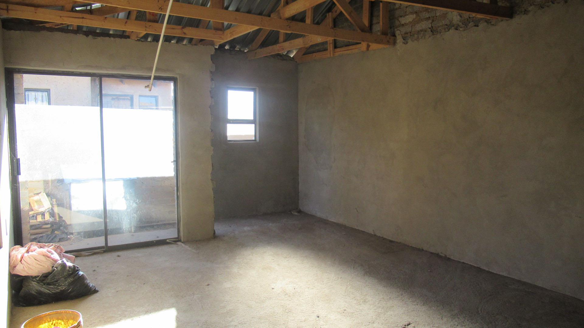 Rooms - 33 square meters of property in Stretford