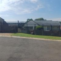 Front View of property in Lindhaven