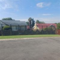 Front View of property in Lindhaven