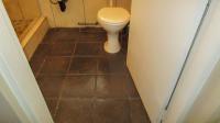 Main Bathroom - 5 square meters of property in Windermere