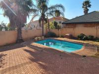  of property in Faerie Glen