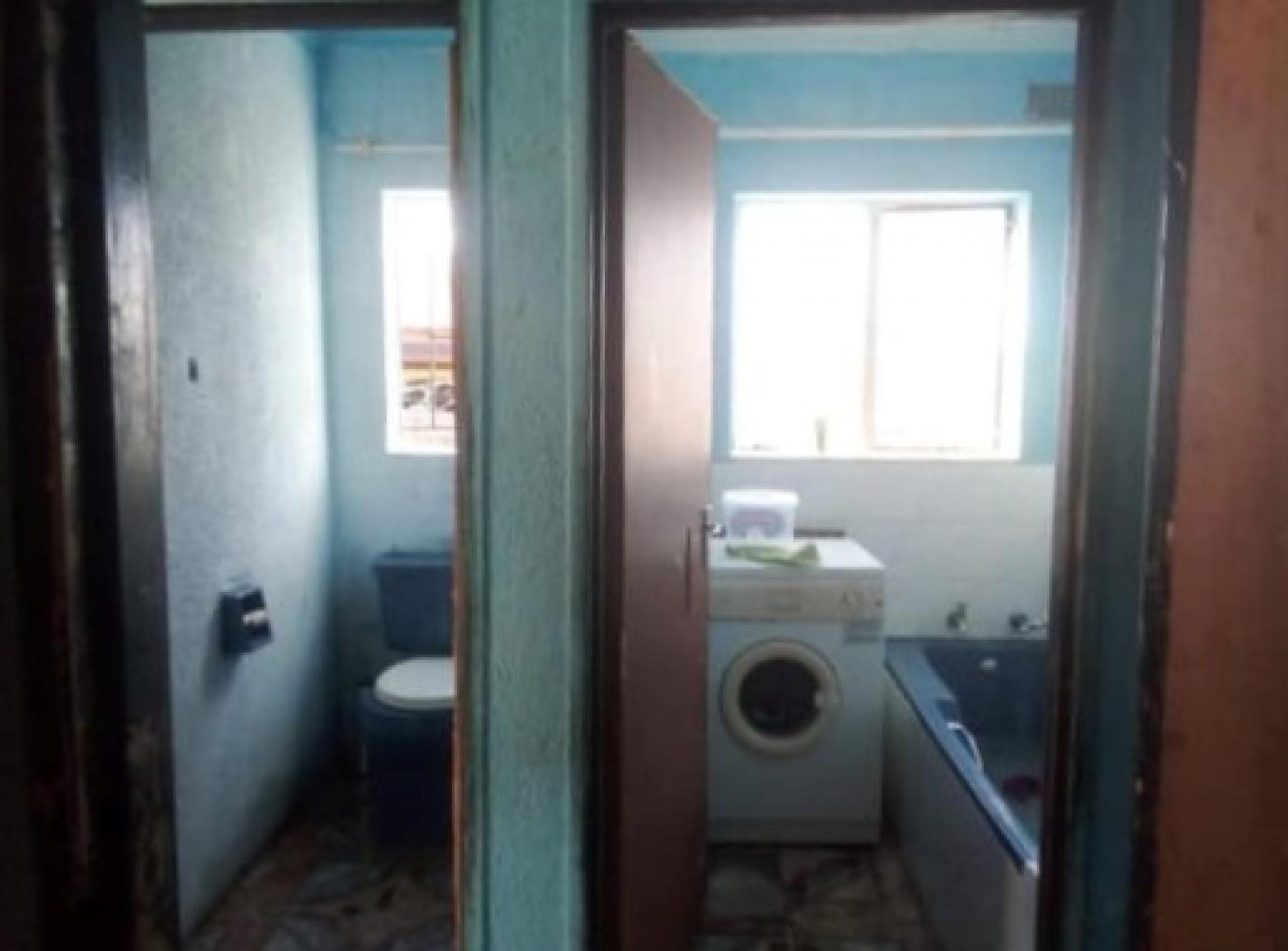 Bathroom 1 of property in Bushbuckridge