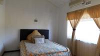 Main Bedroom - 34 square meters of property in Amanzimtoti 