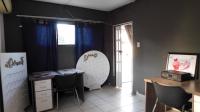 Main Bedroom - 34 square meters of property in Amanzimtoti 