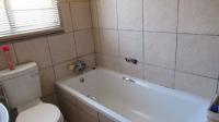 Bathroom 1 - 4 square meters of property in Bedworth Park