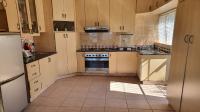 Kitchen - 24 square meters of property in Umkomaas