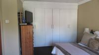 Main Bedroom - 24 square meters of property in Glen Erasmia Boulevard