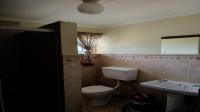 Bathroom 1 of property in North Riding A.H.
