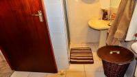 Main Bathroom - 29 square meters of property in Uvongo