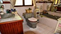 Bathroom 1 - 32 square meters of property in Uvongo