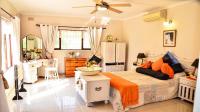 Main Bedroom - 93 square meters of property in Uvongo