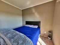 Bed Room 2 - 15 square meters of property in Bonaero Park