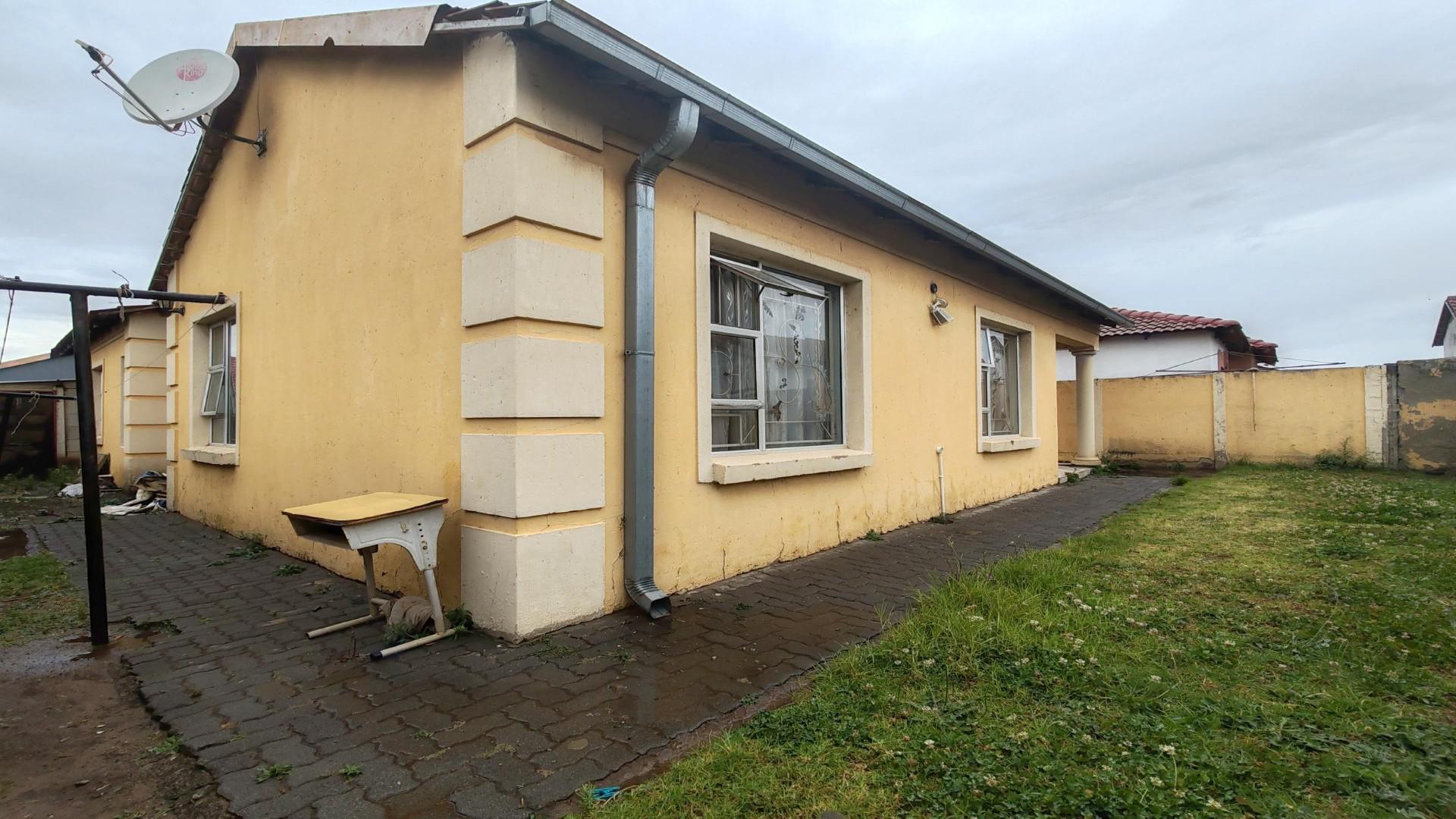 Backyard of property in Sharon Park