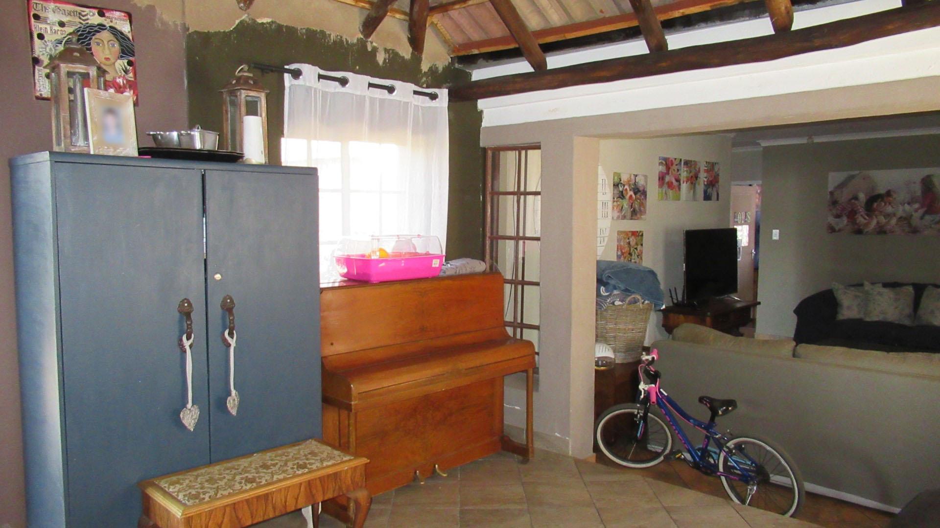 Dining Room - 29 square meters of property in Bergsig - Heidelberg