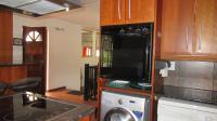 Kitchen - 23 square meters of property in Hartbeespoort