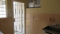 Kitchen - 26 square meters of property in Kew