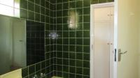 Main Bathroom - 6 square meters of property in Kew