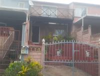 Front View of property in Grove End