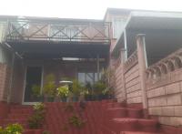 Front View of property in Grove End