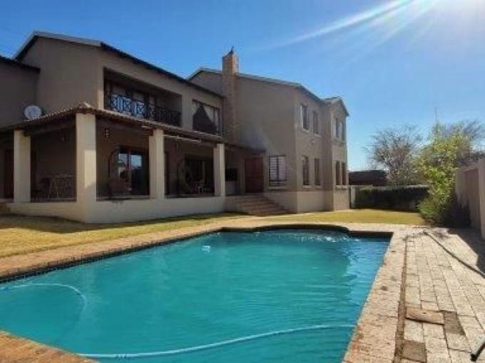 4 Bedroom House to Rent in Summerset - Property to rent - MR472457