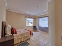 Main Bedroom of property in Crystal Park
